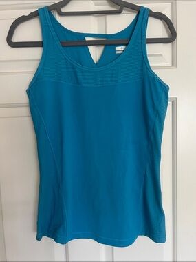 Women’s Performance Tank Top in Teal